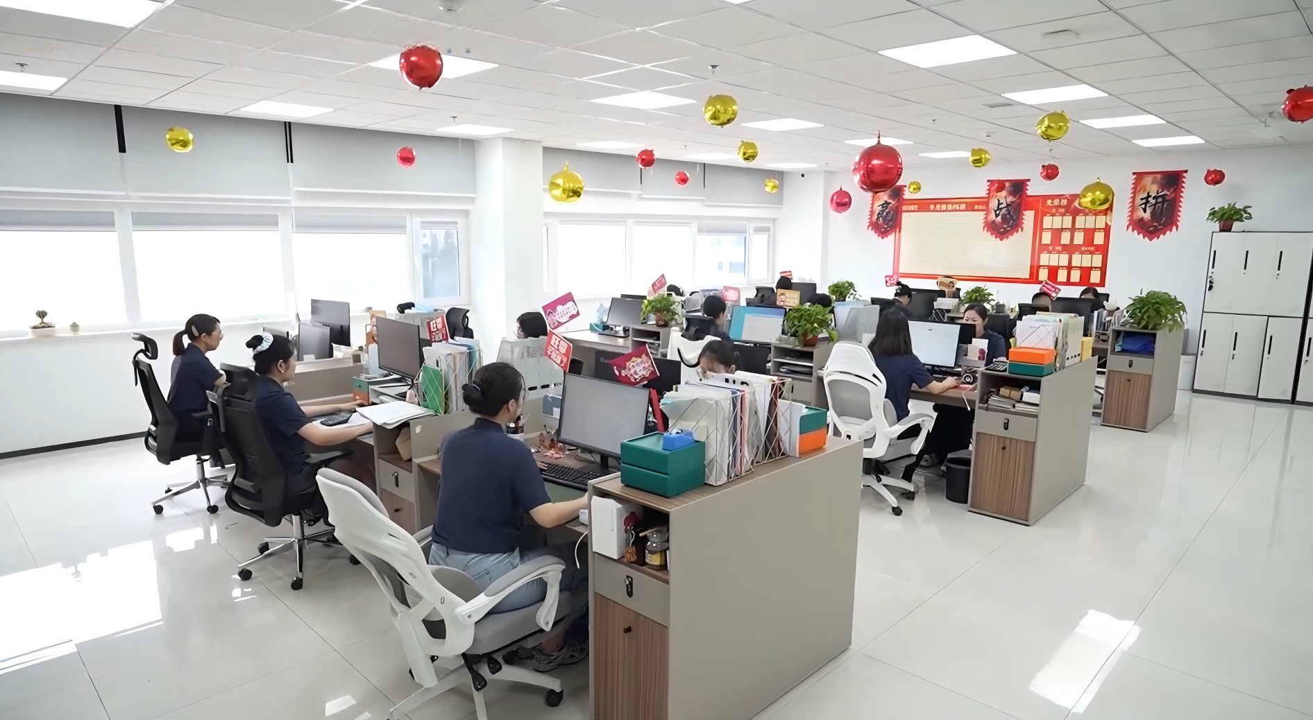 Professional Sales & Support Team